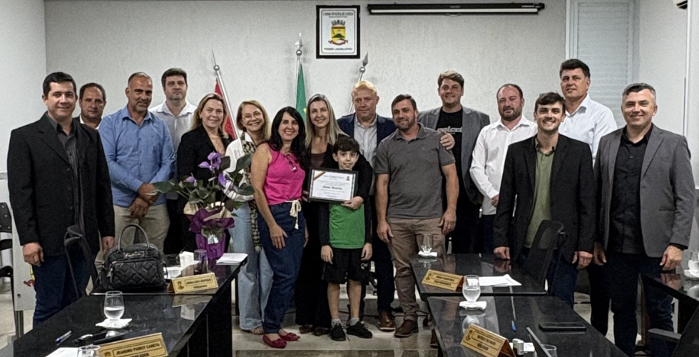 Câmara Municipal Homenageia o Dia Municipal da Mãe Atípica